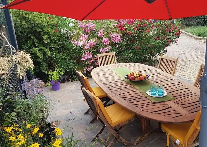 Appartement De 50M2, Climatise Avec Terrasse Et Parking