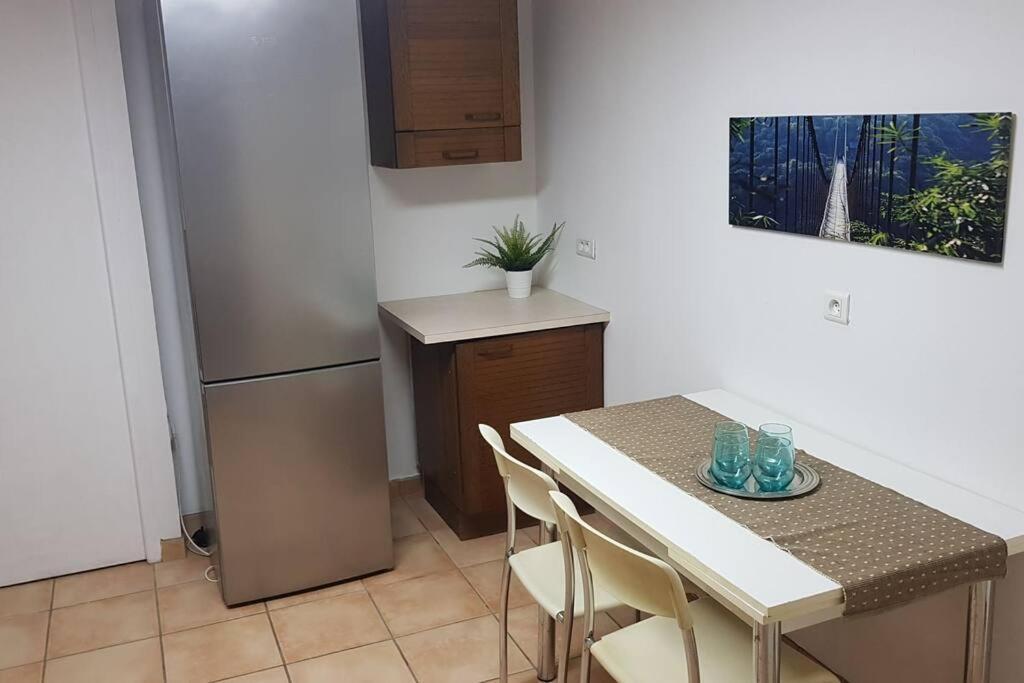 De 50m2, Climatise Avec Terrasse Et Parking Apartment Castelnau-le-Lez